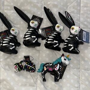 bundle of  6 DAY OF THE DEAD Sugar Skull Bobblle head Figurines composite NEW